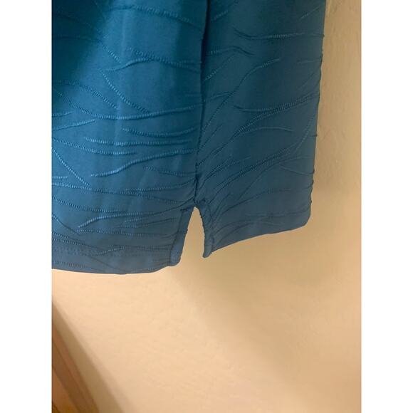 Croft & Barrow Woman's Blue 3/4 Length Sleeve Pull Over Shirt, Size Medium - Picture 9 of 11
